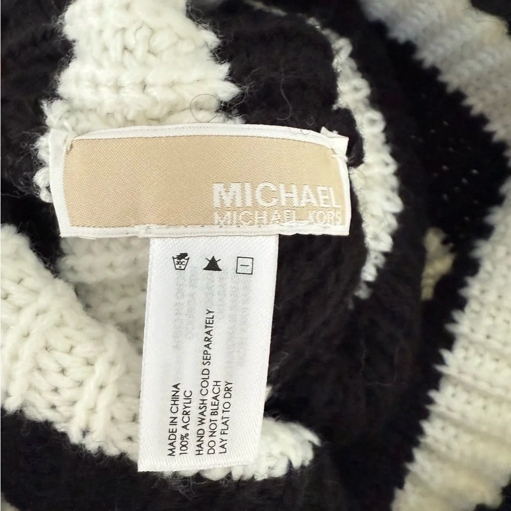 MICHAEL KORS BLACK AND CREAM STRIPED HAT FOR WOMEN ( ONE SIZE)